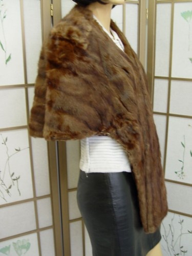 MINT CANADIAN NATURAL SQUIRREL FUR STOLE WRAP SHAWL WOMEN WOMAN SIZE LARGE - Picture 2 of 3