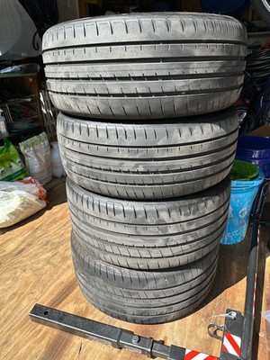 Set of 4 Goodyear Eagle F1 Asymmetric 3 ROF Run-Flat Summer Tires - Staggered