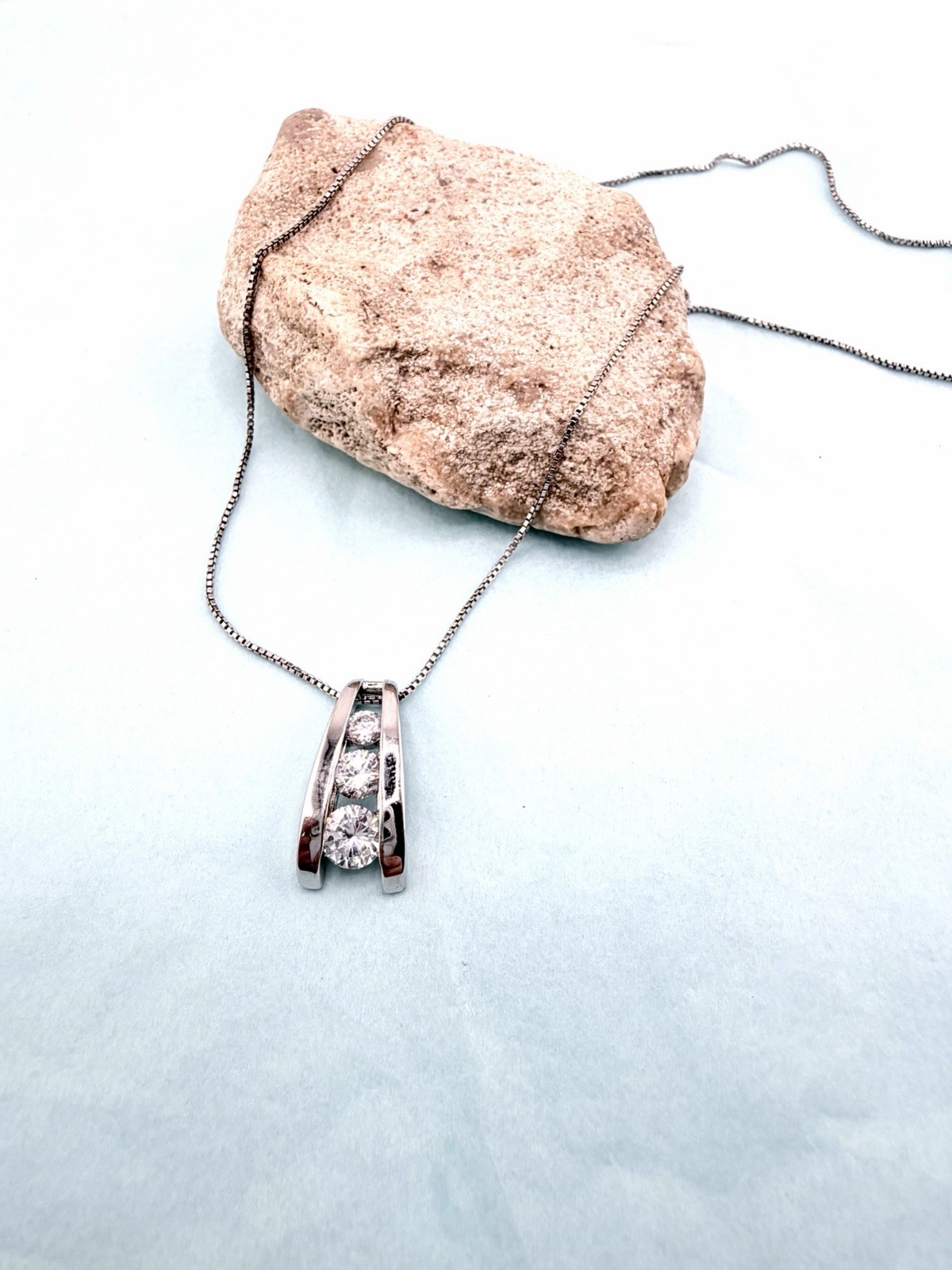 925 Solid Sterling Silver Three Stone Moissanite … - image 1