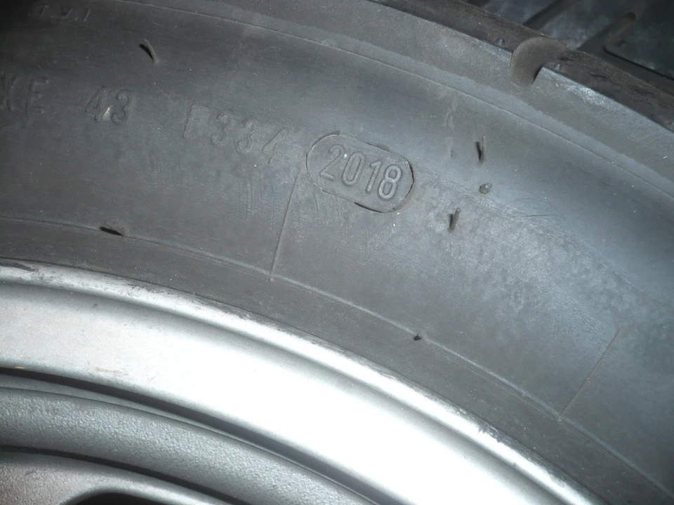 SCHNÄPPCHEN RADSATZ HINTERRAD VORDERRAD KAWASAKI GTR 1000 - Bild 3 von 4