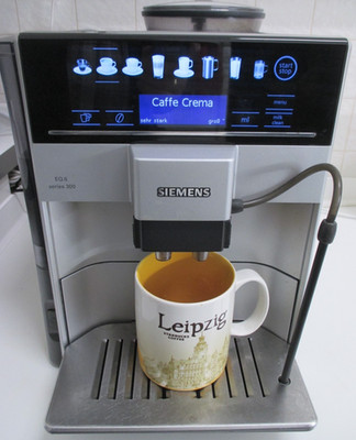 Siemens EQ 6 Serie 300 Kaffeevollautomat guter gebrauchten Zustand BG neuwertig