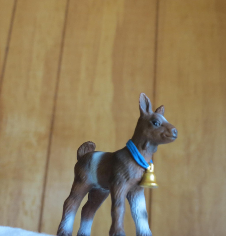 vintage retired Schleich 14454 Kid w/ bell baby Goat farm animal collectible