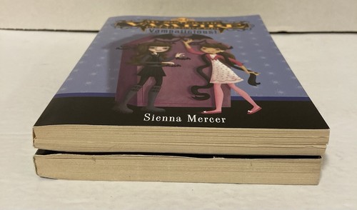 Lot of 2 My Sister The Vampire Paperback Books Sienna Mercer #2 #4 - Foto 3 di 3