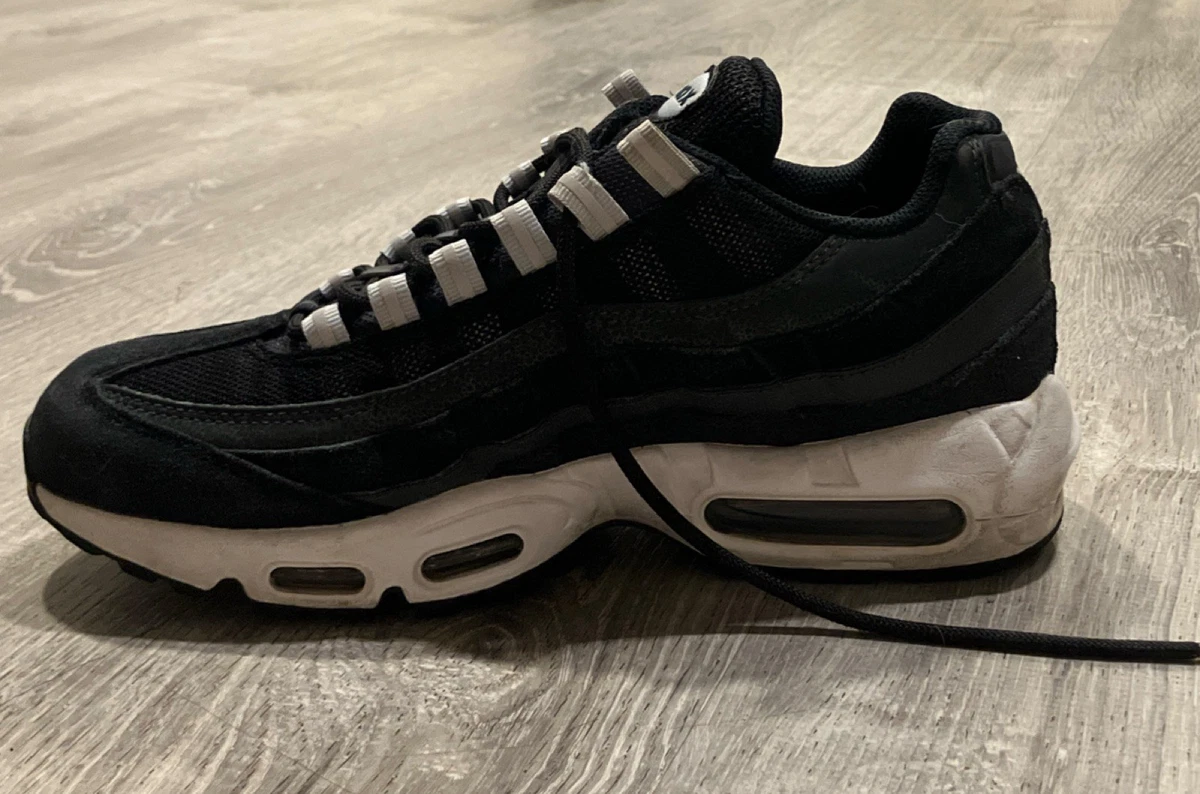 AIRMAX95、サファリ。美品、28センチ、 希少】Nike WMNS Air Max 95 