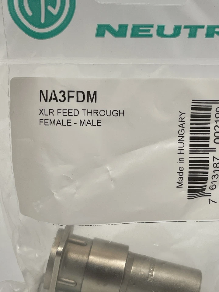 (2) Dois adaptadores genuínos NEUTRIK NA3FDM "D Panel" 3 pinos XLR fêmea para macho - Imagem 3 de 4
