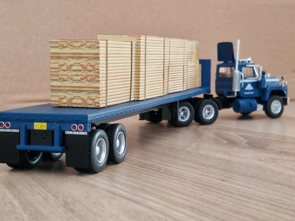 EDICOLA / ALTAYA 1/43 - MACK SERIES R 1966 - TRASPORTO LEGNAME - Immagine 2 di 4