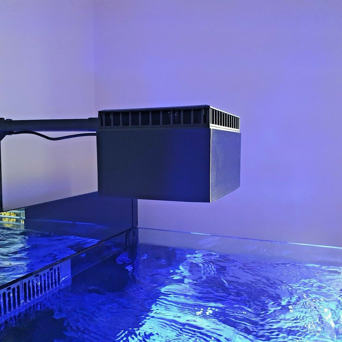 Shade - Glare Block - Shroud - Visor for Red Sea ReefLED 90 Reef