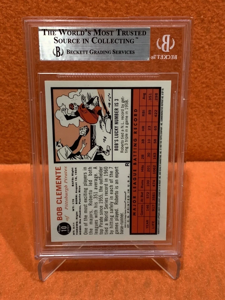 1998 Topps Finest Refractor W/Coating Roberto Clemente (1962 Topps)BGS 8.5 ERROR - Image 3 of 3