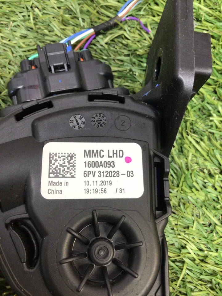 ✅ Pedal de acelerador Mitsubishi Mirage 2020 Pn:1600A093 OEM Foto 4 de 4