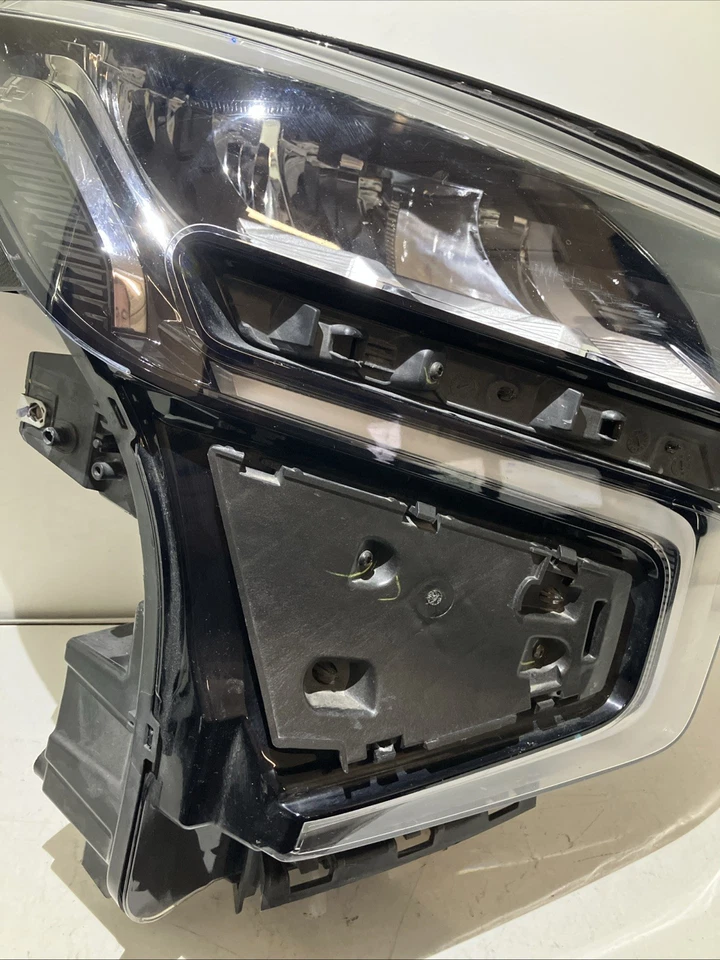 2021 - 2023 Chevrolet Tahoe Suburban Right Passenger Full LED Headlight OEM 1993 - Image 3 of 4