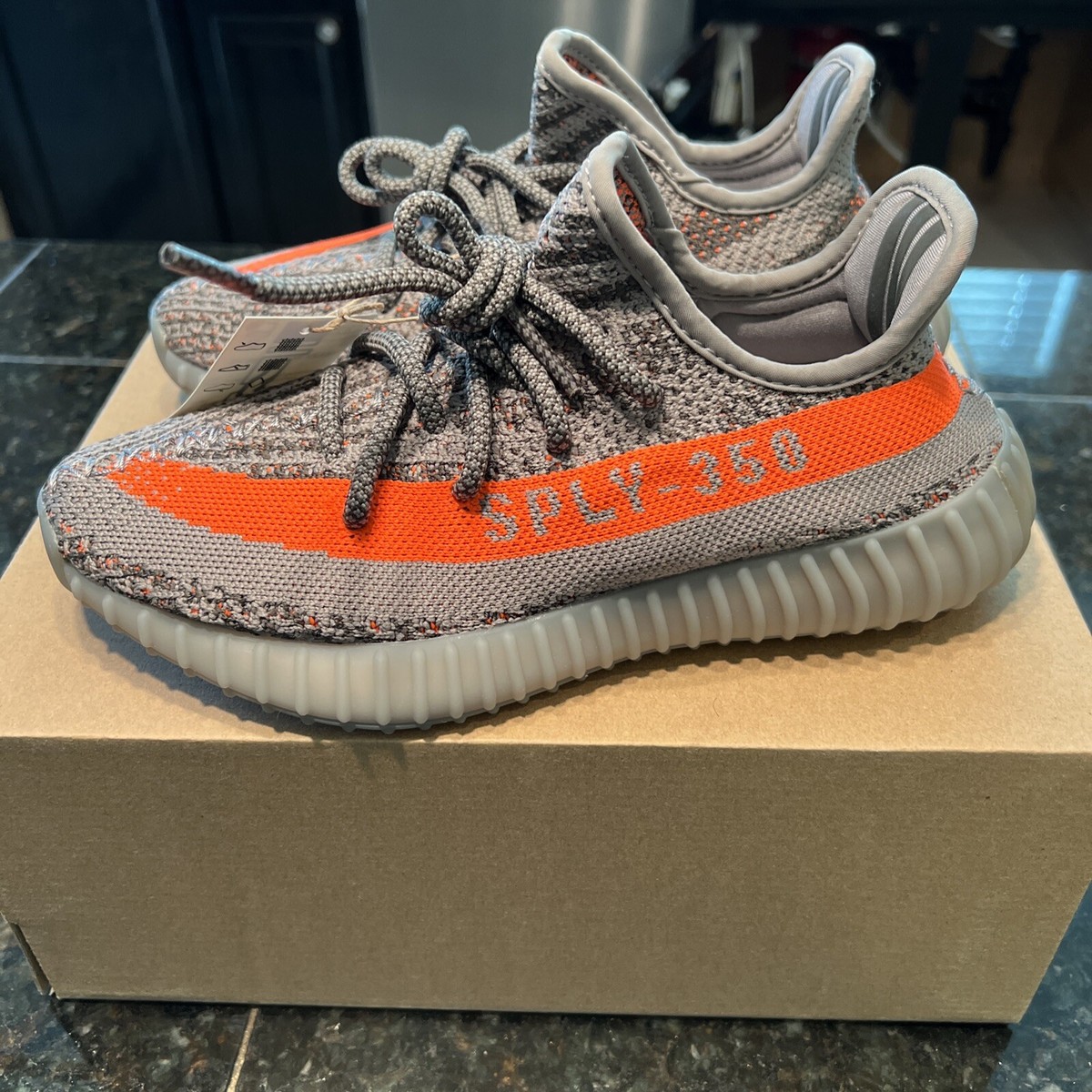 Size 5.5 - adidas Yeezy Boost 350 V2 Low Beluga Reflective