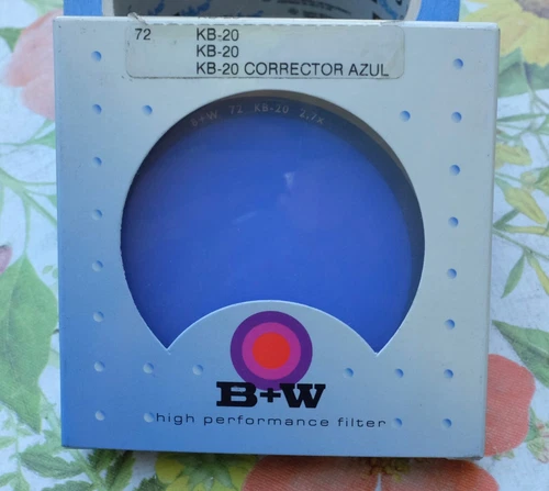 B+W filter 75099 KB-20 diameter 72mm 72 KB-20 2.7x Blue corrector (blue). F-PRO