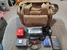 Canon Elura 70 MiniDV Silver Handheld 360X Digital Video Camcorder Bundle-Read-