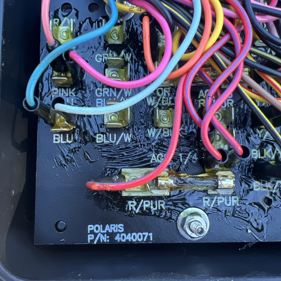 Caja de placa de terminales OEM POLARIS 1998-2001 SLTX SLTH SLX SL 900 1050 780 1200 X45 Foto 3 de 4