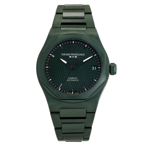 Girard Perregaux Laureato 81010-32-3081-1CX Automatic winding 42mm Green Ceramic