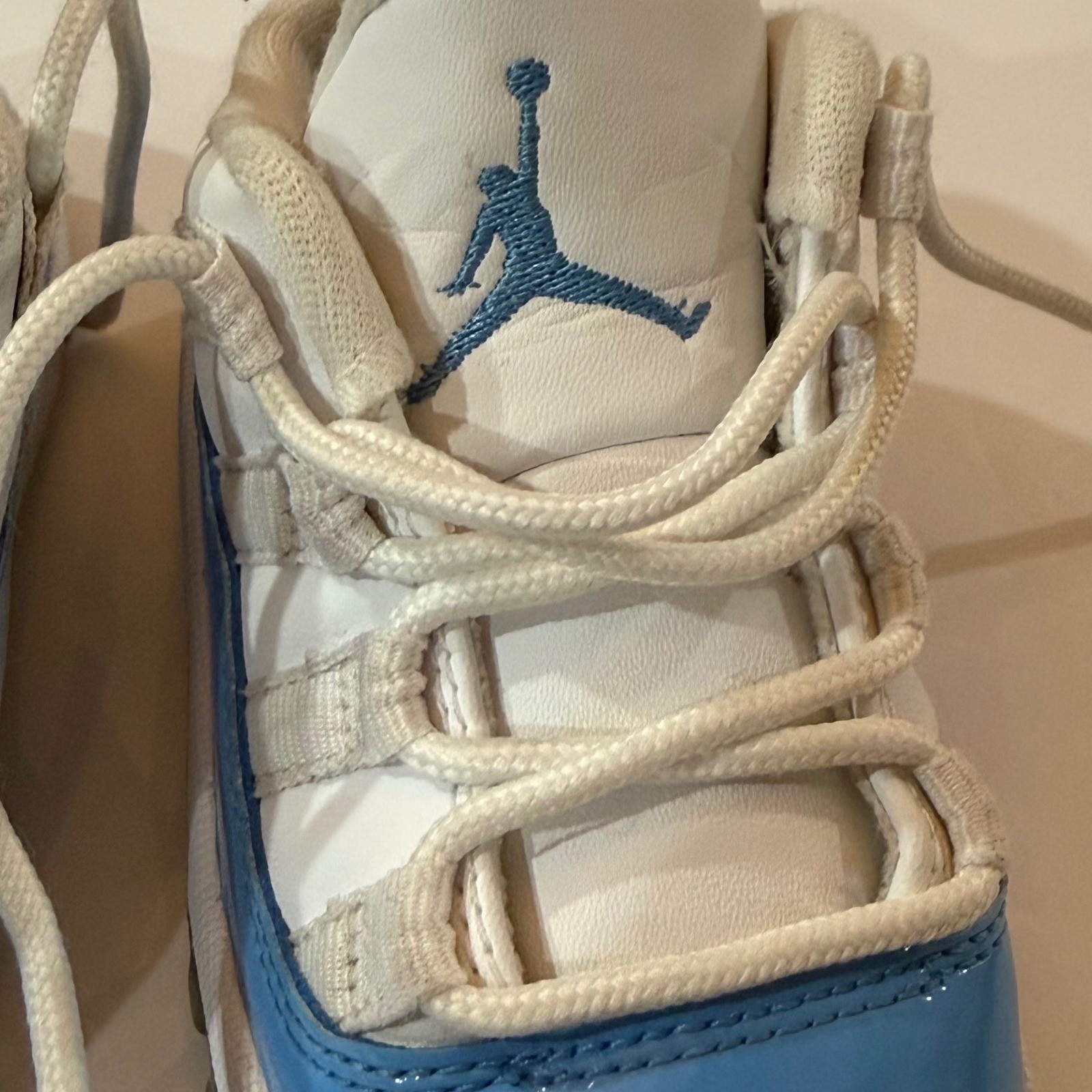 Jordan 11 Retro Low University Blue Toddler Sneakers 505836-106 Size 6C thumbnail 9