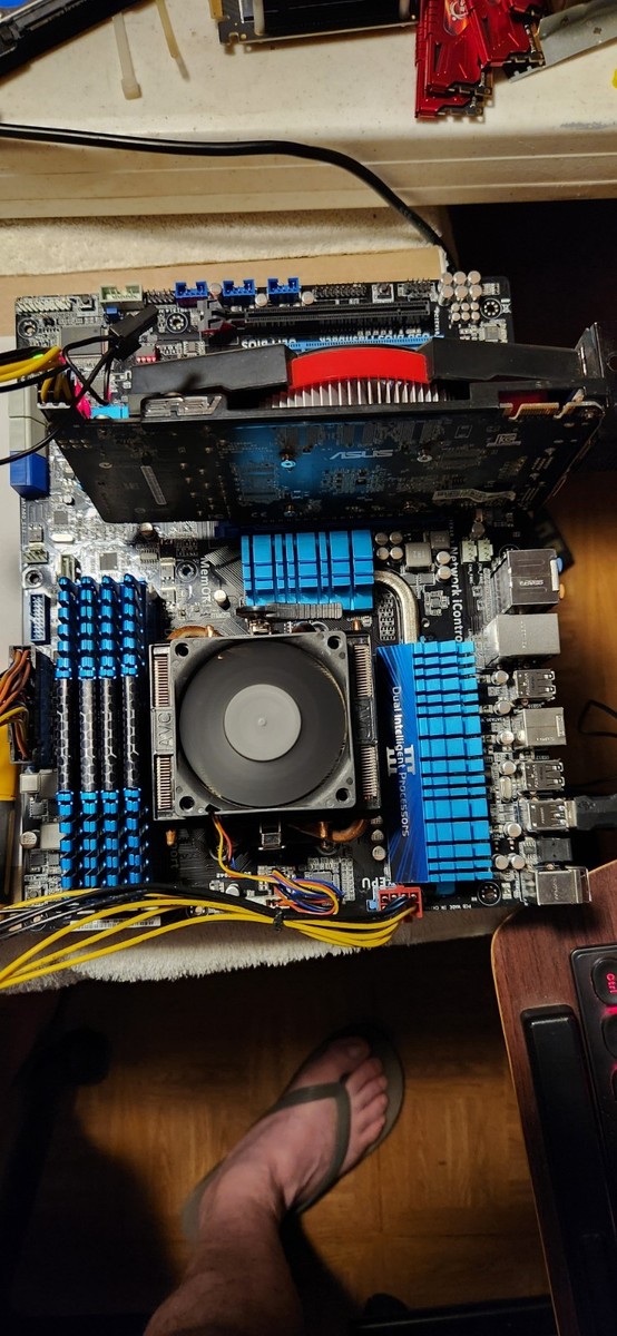 【限定品】ASUSファーマメントグリーン☘8世代i3☘NVMe256+1TB 17808-1303-