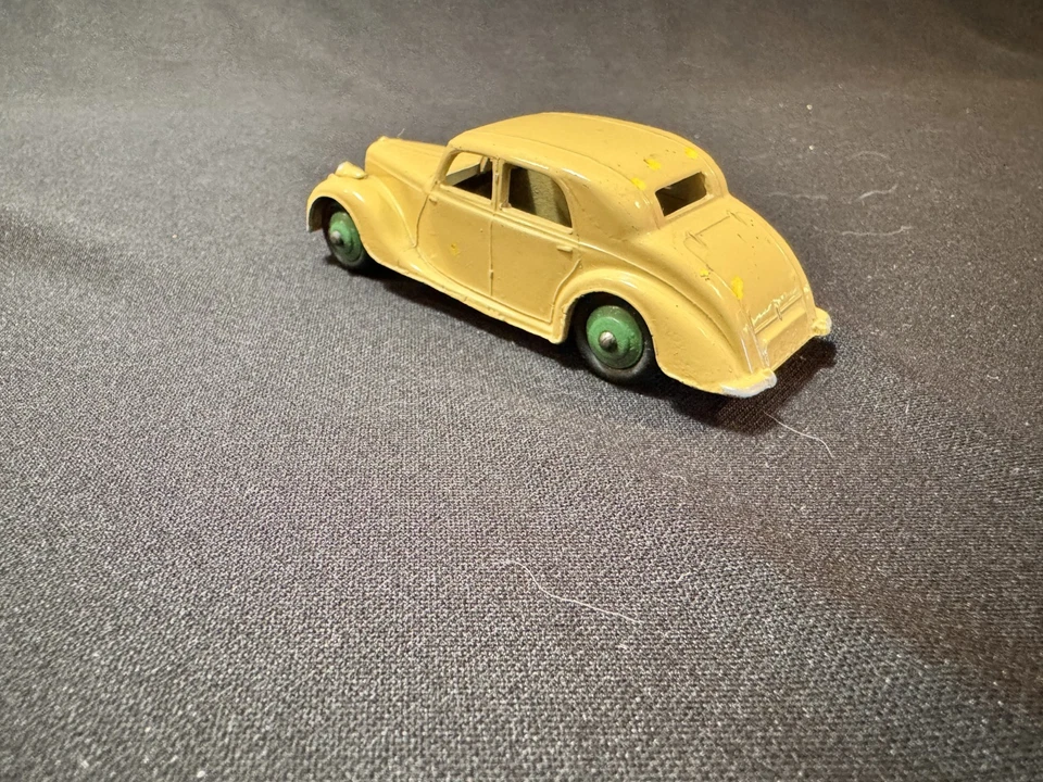 Dinky Toys No. 40a, 1950's Riley Sedan, All Original Made in England - Image 4 of 4