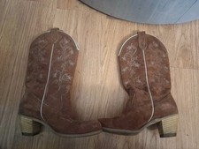 Vintage Distressed Leather Wolverine Cowgirl Western Boots 8.5 Floral 1954