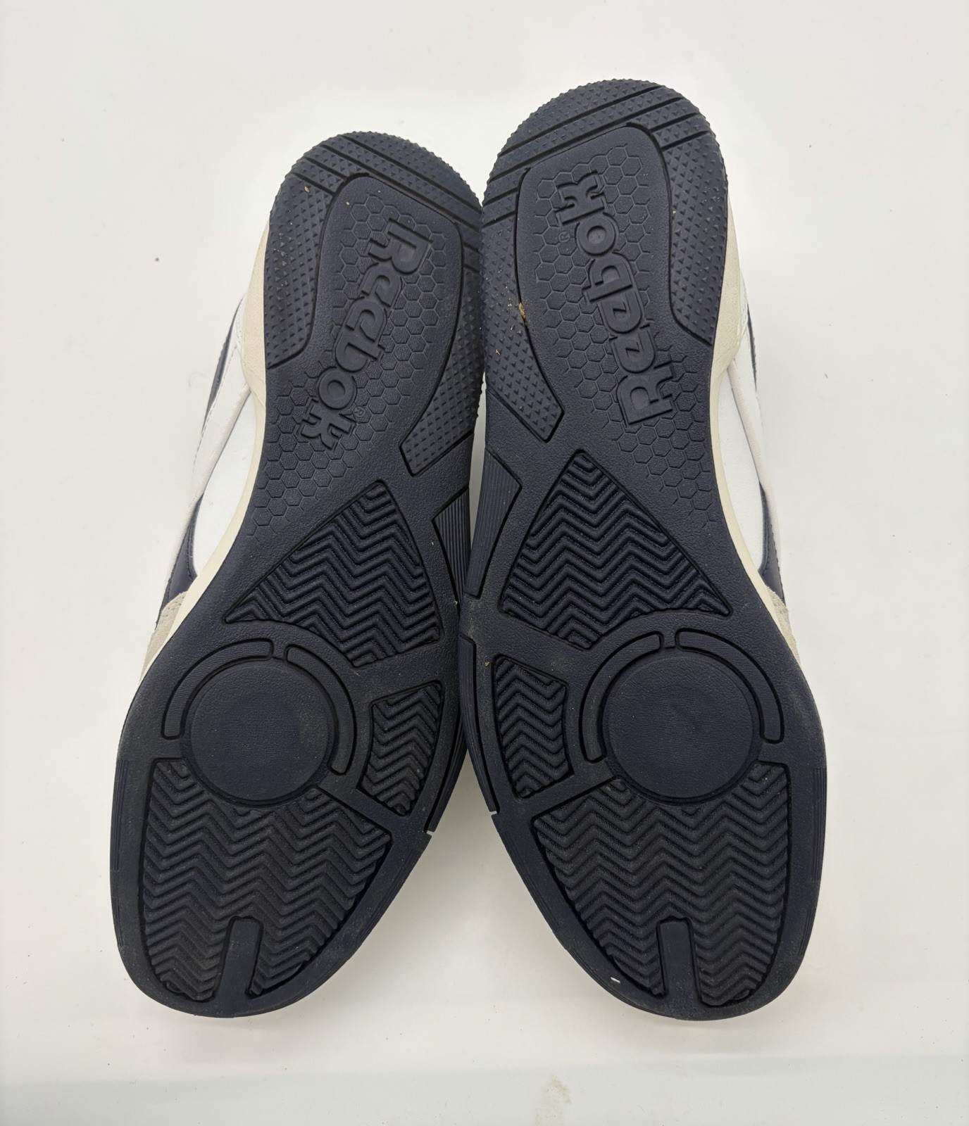 Reebok Sneaker Size 11.5 thumbnail 3