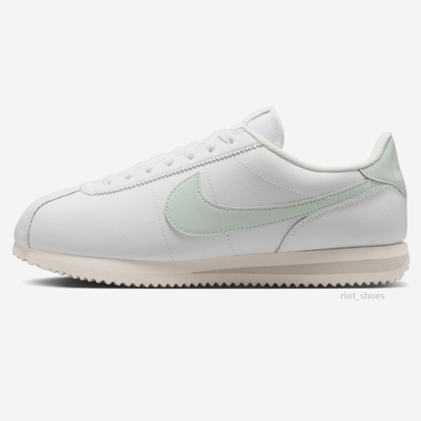 Женские кроссовки Nike Cortez Leather белого цвета (DN1791-106) доставлены в кратчайшие сроки