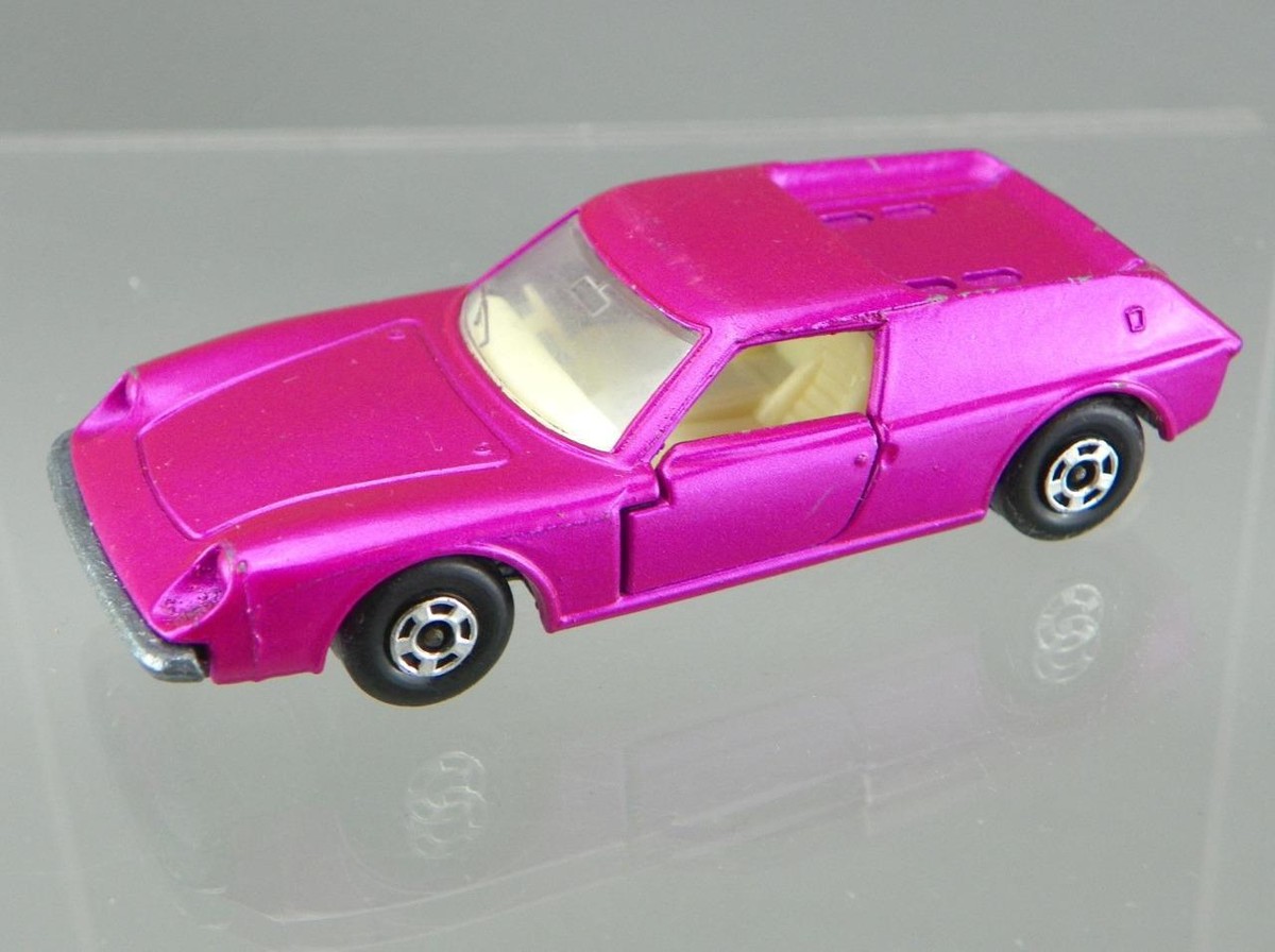 Vintage 1969 Matchbox Lesney No.5 Diecast 1/64 Hot Pink