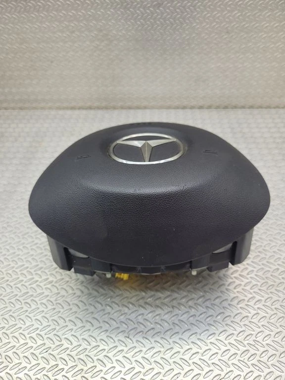 Otra pieza interior Mercedes-Benz Vito Viano W447 2018 A0008601402 SVJ24947 Foto 4 de 4