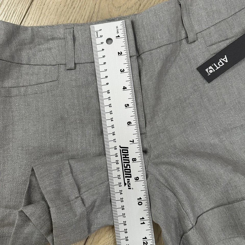 Nuevo con etiquetas Pantalones Cortos Apt.9 Mujer Frente Plano Lino Metálico Talla 4 Bolsillos Puños Gris Foto 4 de 4