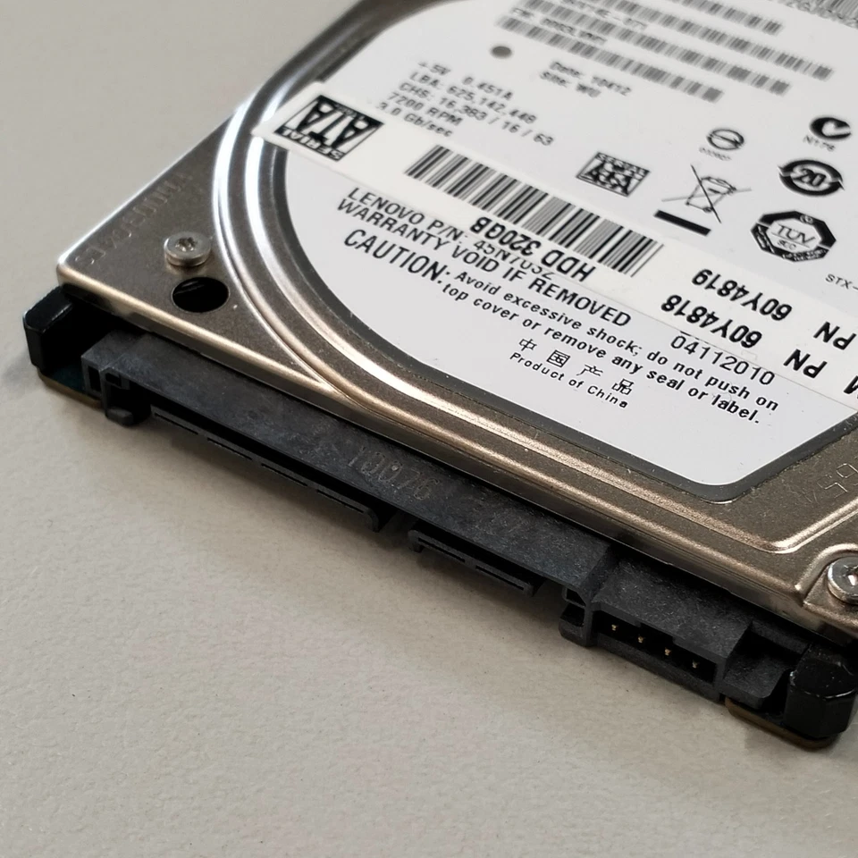 Seagate Momentus 320GB 2.5" SATA II 3Gbps HDD 7200 RPM 16MB ST9320423AS 60Y4819 - Image 3 of 4