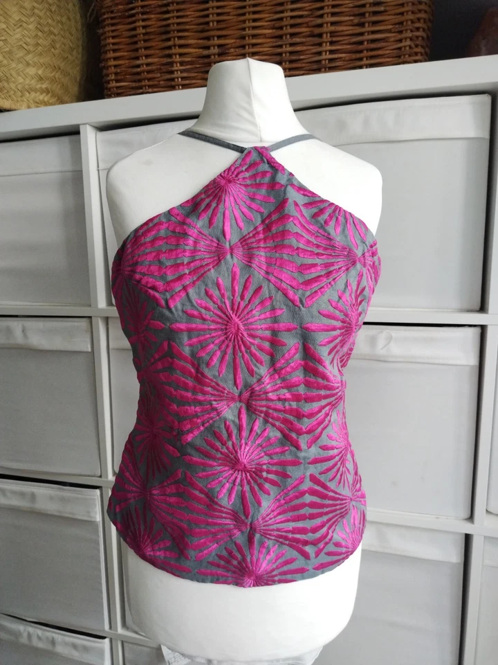 10, Vintage French Connection, Pink Grey Embroidered Large Flower Halterneck Top - Image 2 of 4