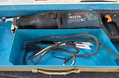 VTG BOSCH Reciprocating Saw 1632 VS Panther w/ Metal Case + Extras ~ TESTED VG