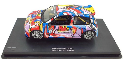 Universal Hobbies 1/18 Scale 4505 - Renault Sport Clio V6 2000 #81 Autosport - Picture 3 of 5