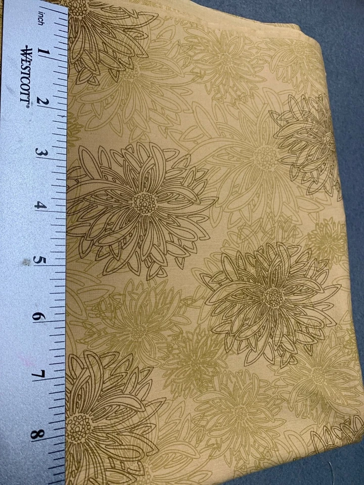 Tela de algodón amarillo y verde Pat Bravo galería de arte elementos florales 1/2 yarda x 44 Foto 2 de 4