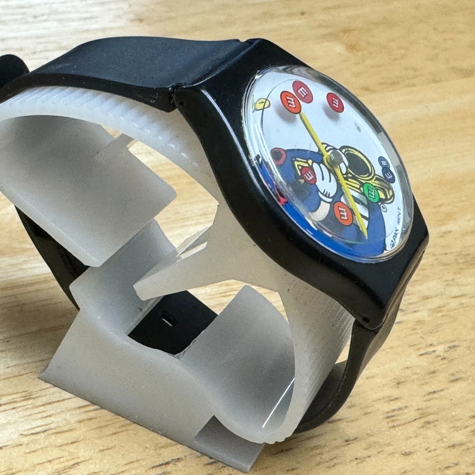 Reloj de Cuarzo M&M Unisex Plástico Negro Caramelos Móviles Japón Movt Batería Nueva Foto 3 de 4