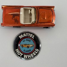 Hot Wheels 1957 Ford Thunderbird Convertible Diecast 143 Opening Hood Badge