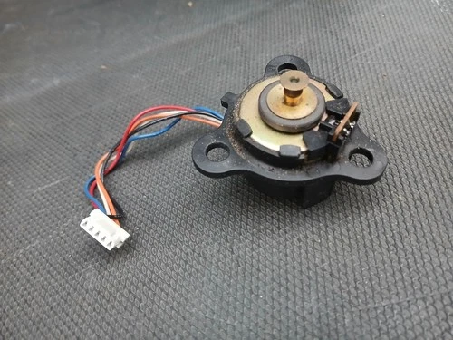 TECHNICS SL B200 Servo Turntable Record Player Motor Piece AS IS PARTS REPAIR