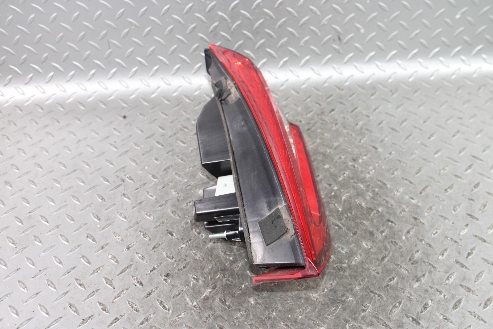 Maserati Quattroporte 2014-2017 Right Tail light