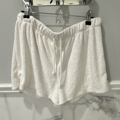 Z Supply Women s White Knit Athletic Shorts M Drawstring Elastic Waist Relaxed