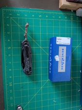 Benchmade Freek Gray/Black G-10 AXIS Lock Knife (3.6" Black CPM-M4) 560BK-1