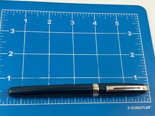 Pluma Estilográfica Judd's Muy Bonita Sheaffer Prelude Azul con Acero Ancho Plumín