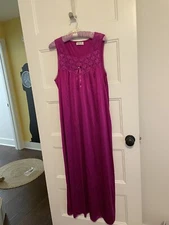 Vintage Vanity Fair Magenta Long Silky Nightgown Small