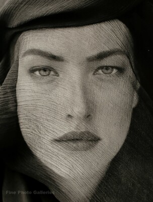 1988 HERB RITTS Veiled Face Female Fashion Model Tatjana Duotone Photo Art 12x16