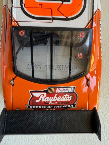 2009 Joey Logano The Home Depot ROTY 1/24 Action NASCAR Diecast Autographed - Picture 4 of 5