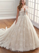 Sexy Lace Applique Wedding Dresses Sleeveless Ball Gown Chapel Train Bridal Gown