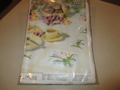 Rico Design Tablecloth Cross Stich Embroidery Kit - Spring Tulips 35'' x 35''