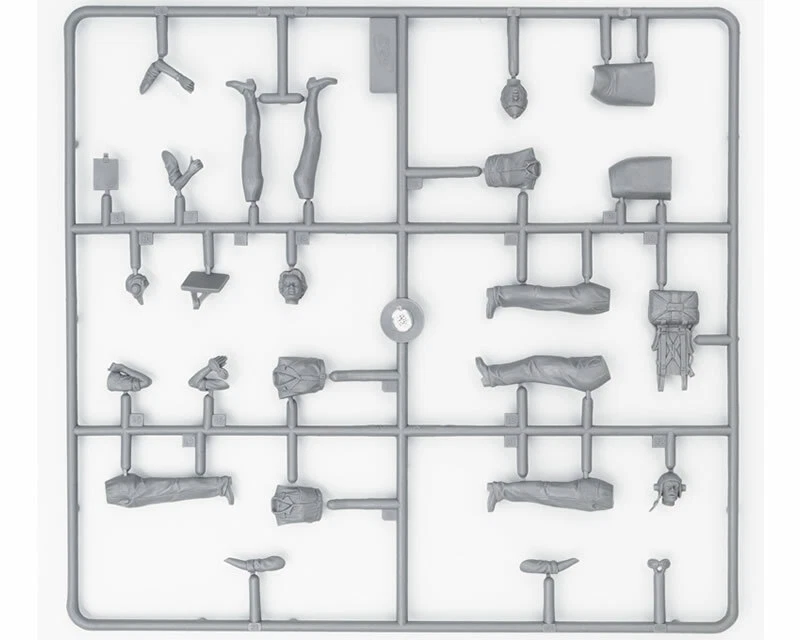 ICM 32108 US WASP 1943-1945 (3 figures) 1:48 modellismo - Immagine 2 di 4