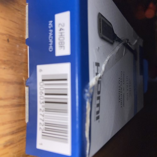 Insignia- DisplayPort to HDMI Adapter - Black - Photo 3/3