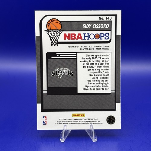 2023-24 Panini NBA Hoops Premium Stock Sidy Cissoko #143 Rookie RC Spurs - Zdjęcie 2 z 3