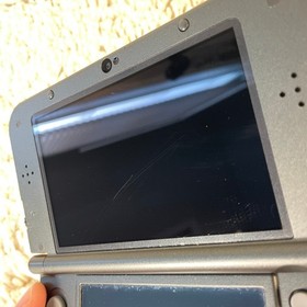 Nintendo &ldquo;New&rdquo; 3DS XL Metallic Gray Handheld Console System RED-001 Top IPS
