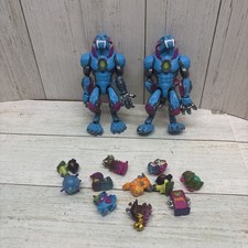 2 Mr Beast Lab Mutators Mutate The Ultimate Beast Stealth Panther con mini figuras